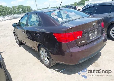 2011 Kia Forte Ex z USA, uszkodzony, nr VIN KNAFU4A29B5396356